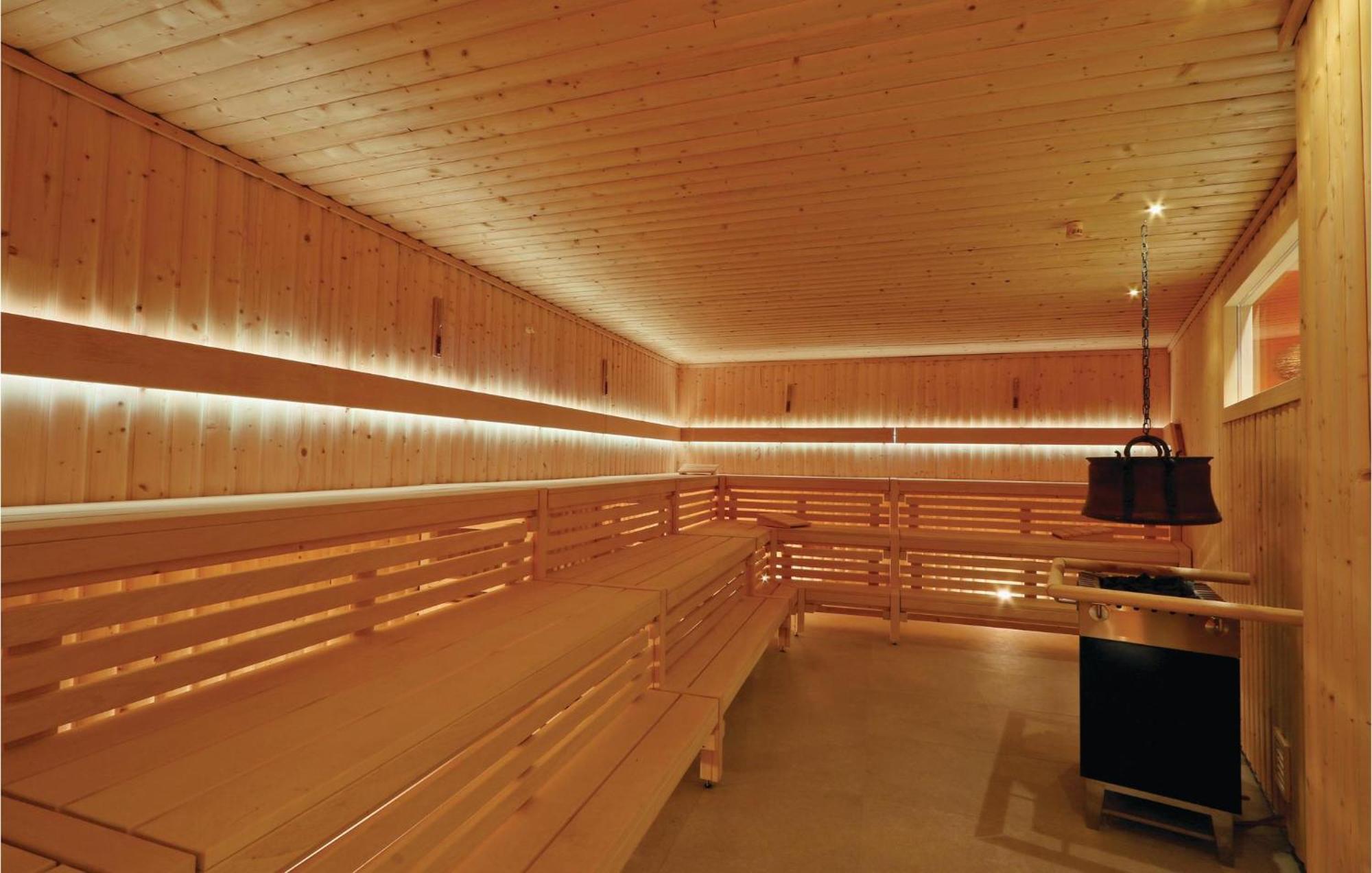 Awesome Apartment In Luebeck Travemuende With Sauna Kültér fotó